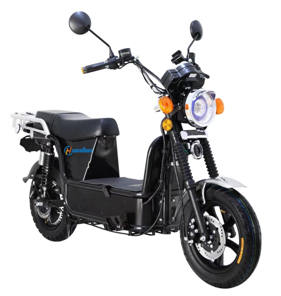 photo 5920250025831678139 y