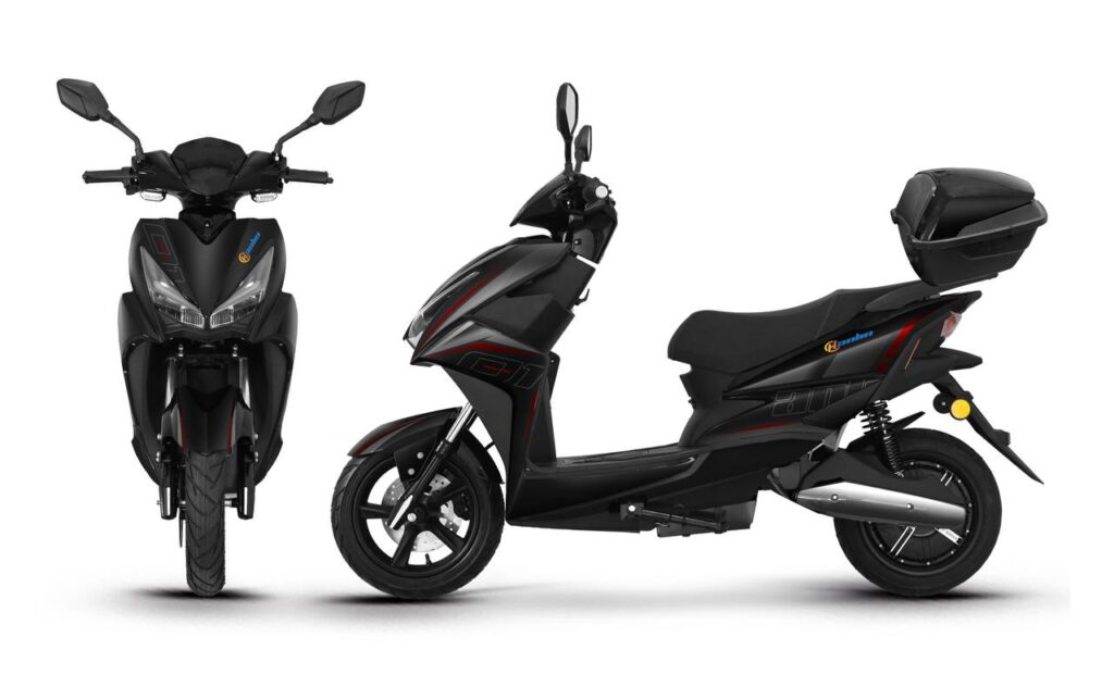 photo 5969549902428095370 y